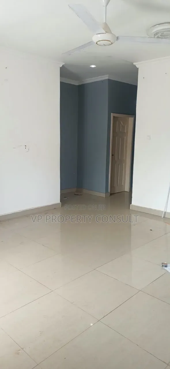 3bdrm House in Ola Achool Area for rent