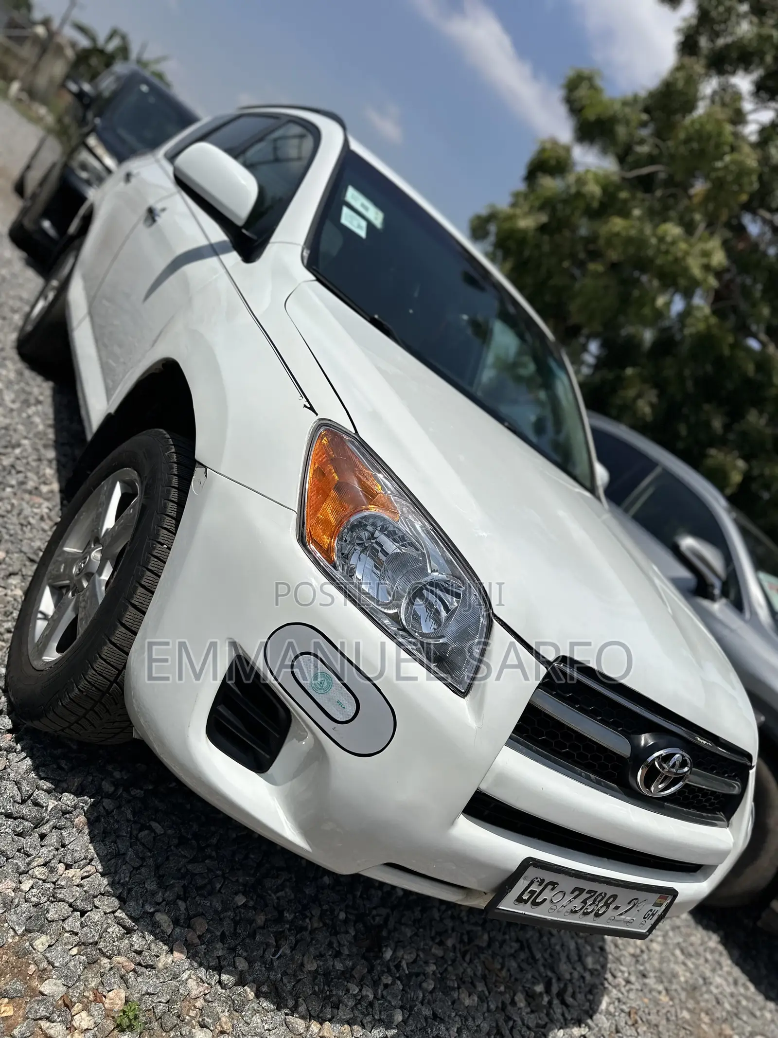 Toyota RAV4 LE AWD (2.5L 4cyl 6A) 2013 White