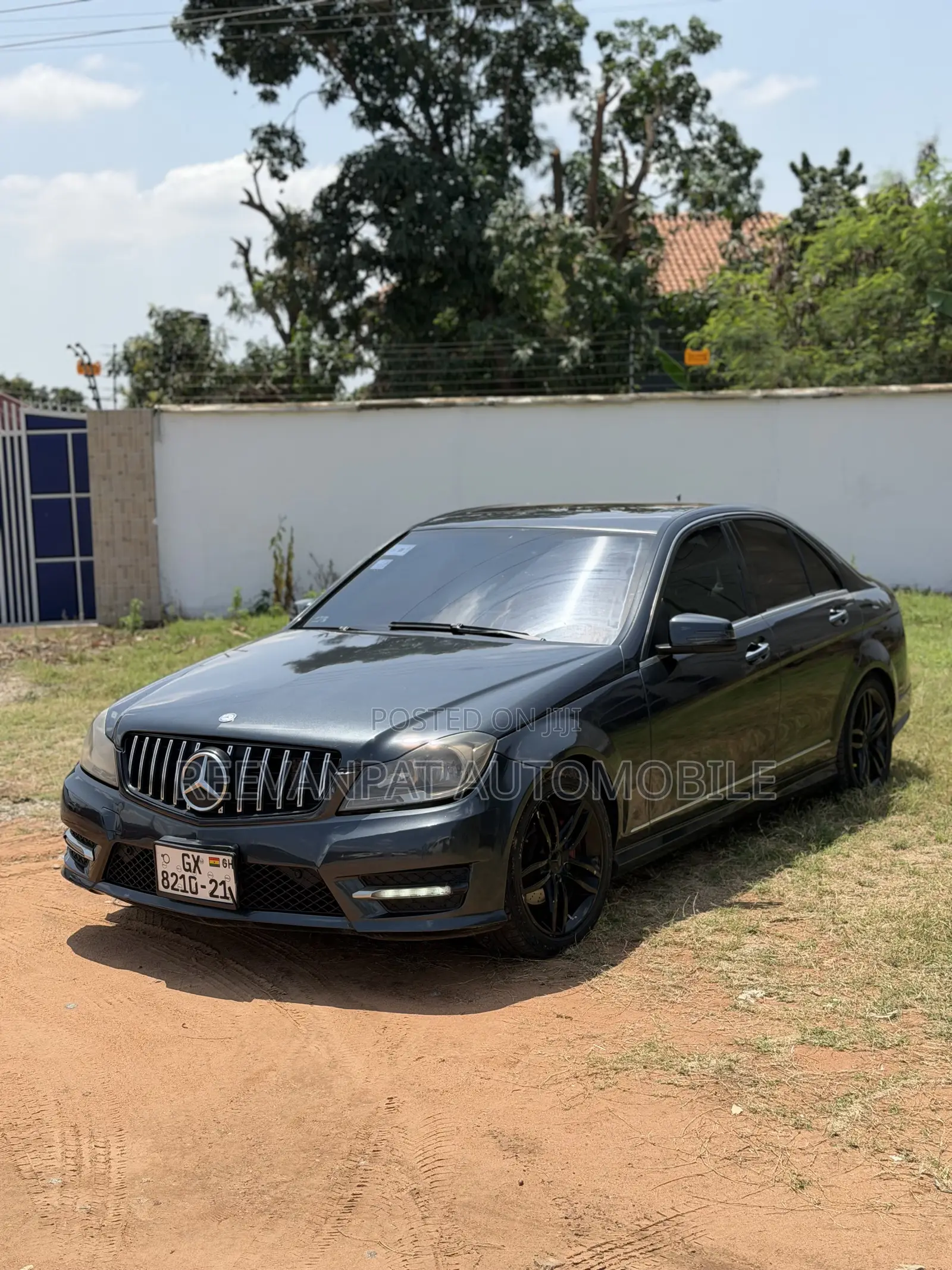Mercedes-Benz C250 2012 Black