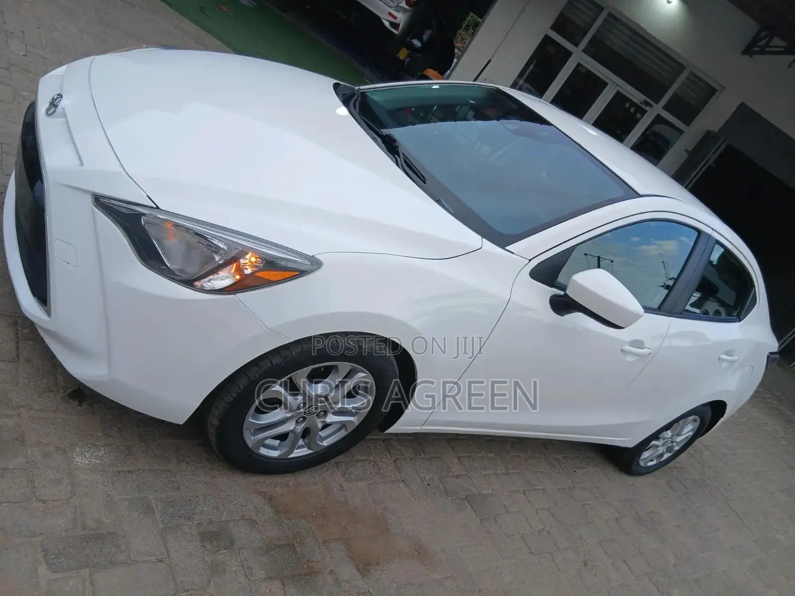Toyota Yaris iA 1.5 FWD 2018 White