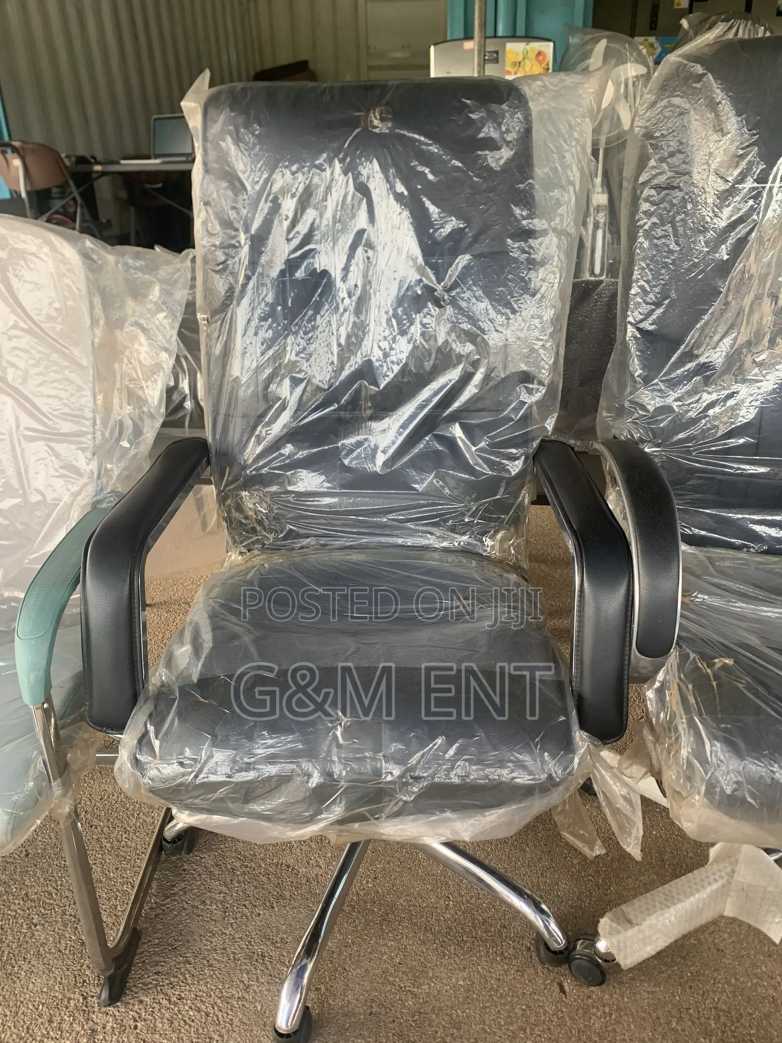 Executive Swivel Chair - Leather