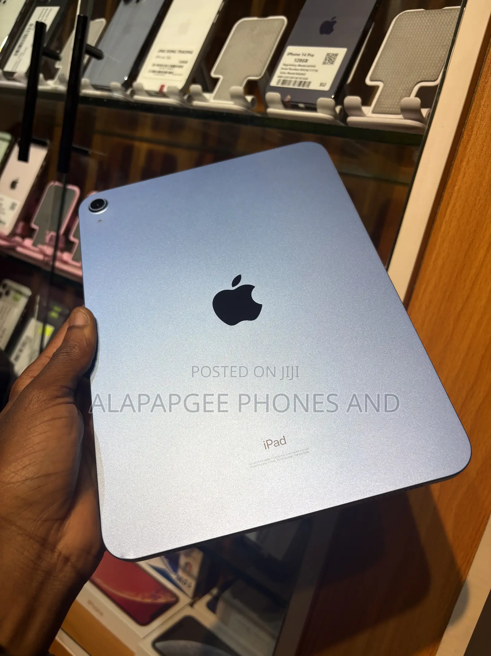 Apple iPad Air (2022) 64 GB Blue