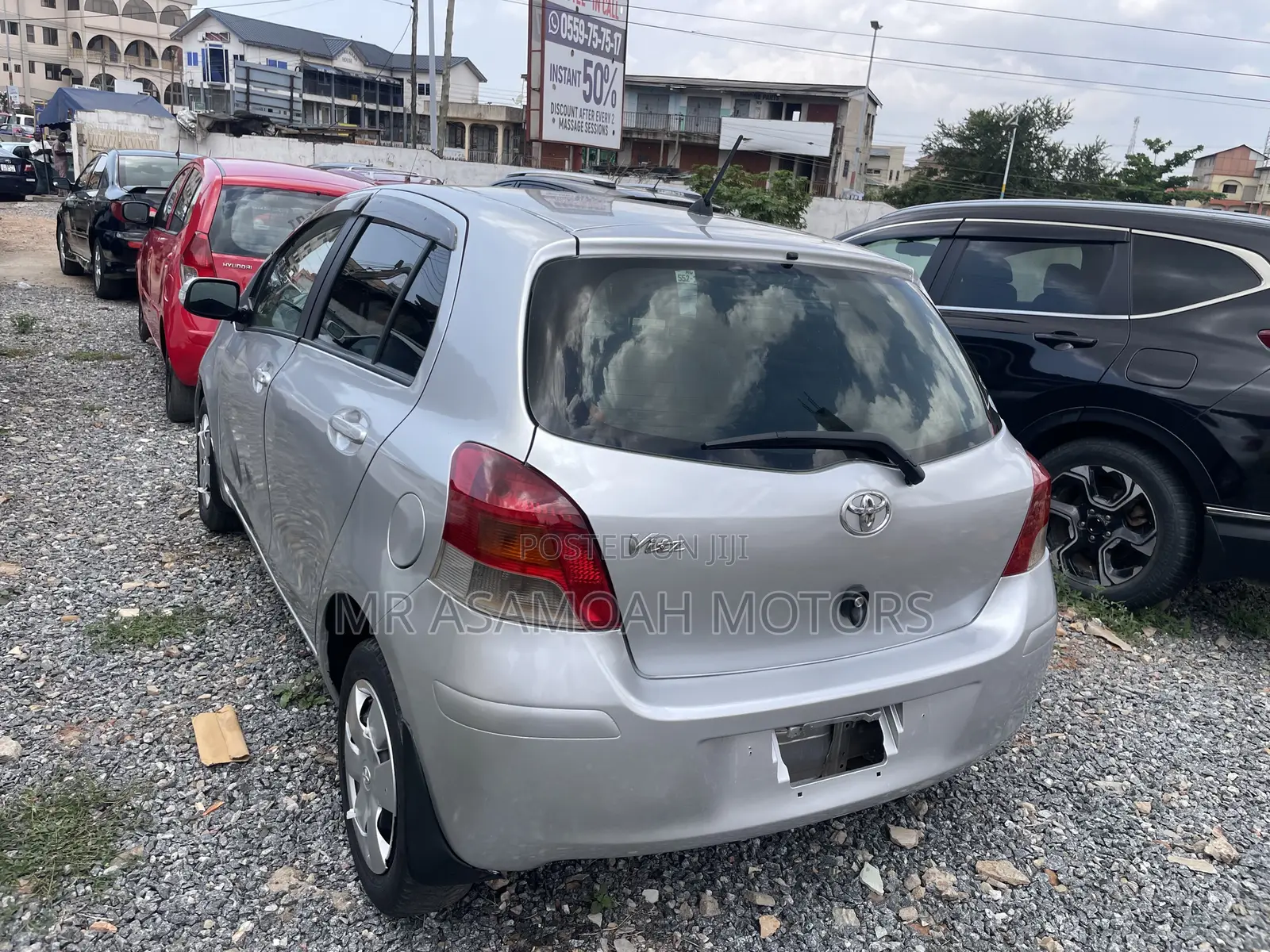 Toyota Vitz 1.5 FWD 3dr 2010 Silver