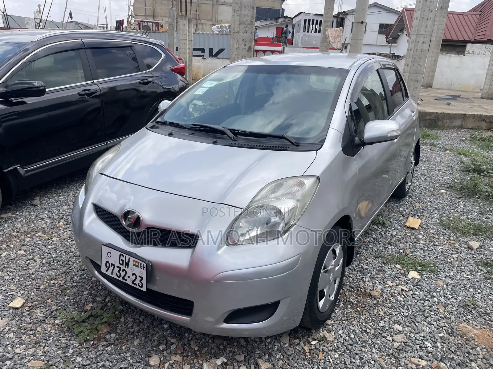 Toyota Vitz 1.5 FWD 3dr 2010 Silver