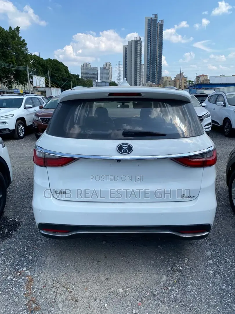 BYD Song Pro DM-i 2019 White