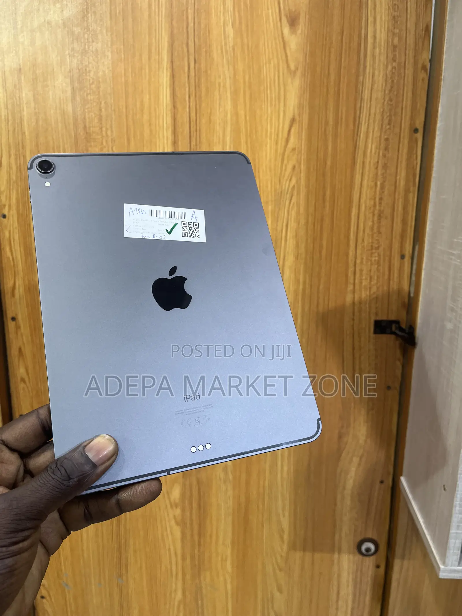 Apple iPad Pro 11 (2018) 512 GB Gray