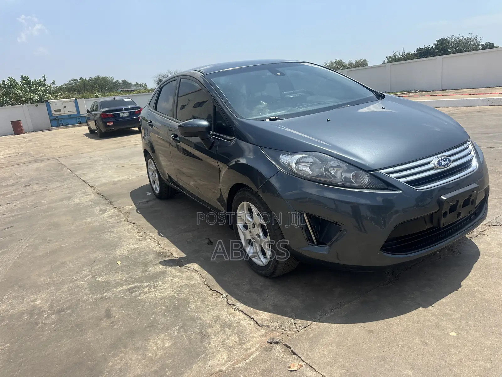 Ford Fiesta S 4dr Sedan (1.6L 4cyl 5M) 2014 Gray