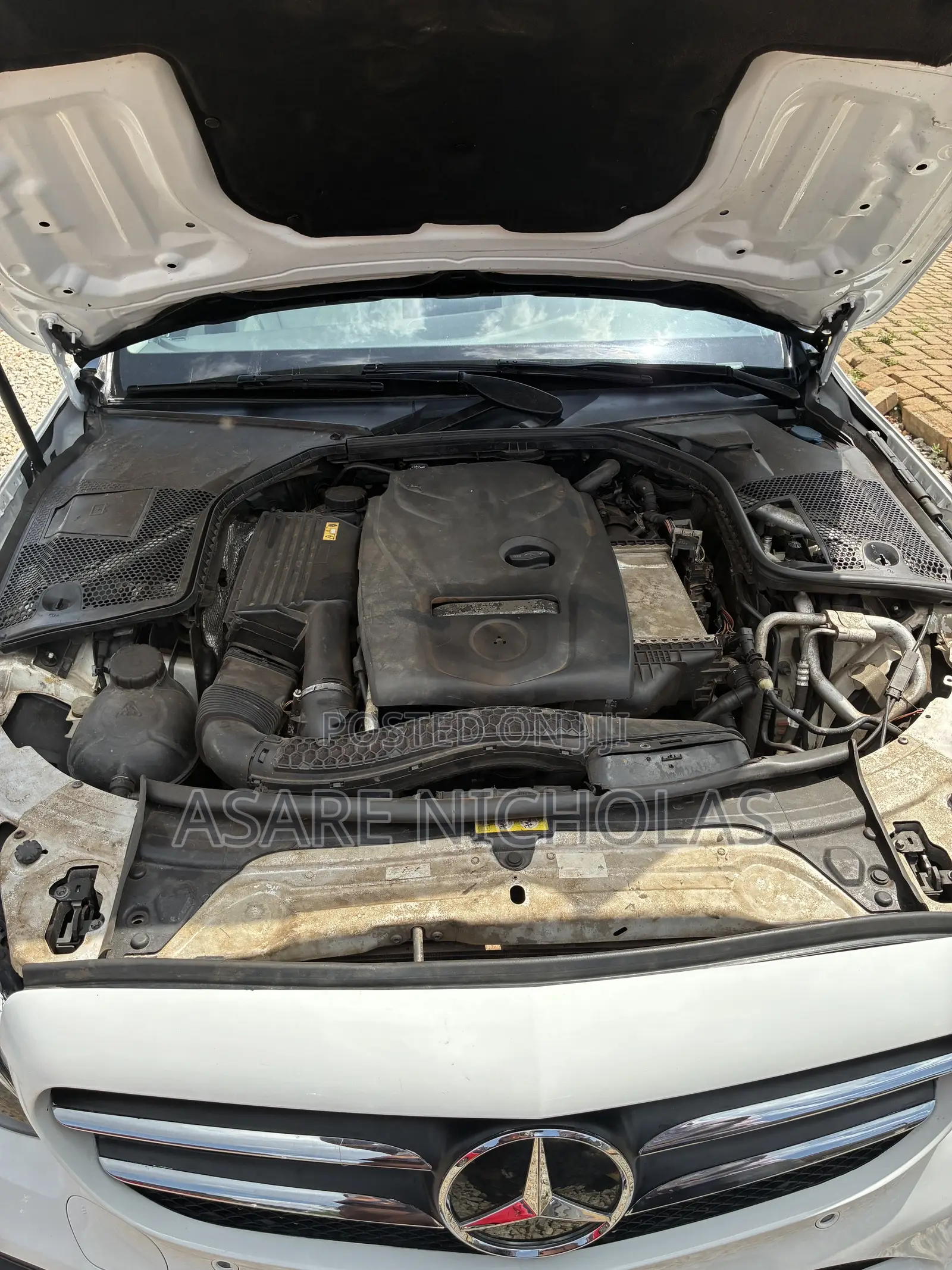 Mercedes-Benz C300 2016 White