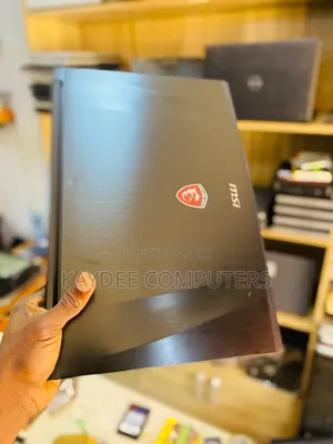 Laptop MSI 8GB Intel Core i7 SSD 256GB