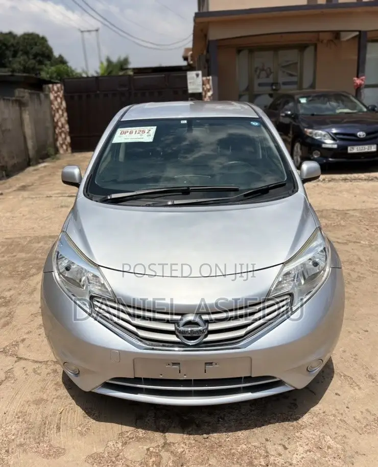 Nissan Note 1.6 Petrol 2014 Silver