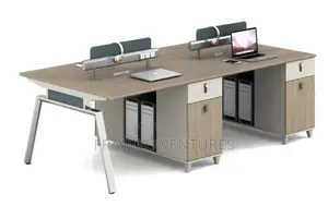 4 Seater Workstation