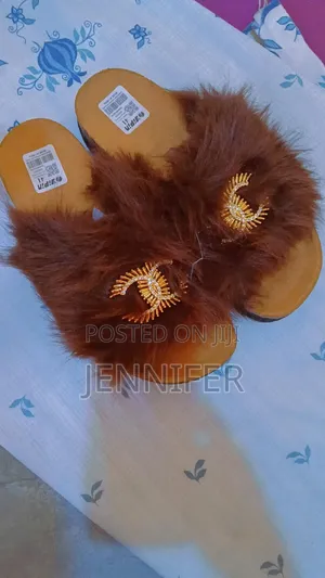 Fluffy Brown Fur Slides - Size 36 - GH₵*Soft Girl Era -Fluffy