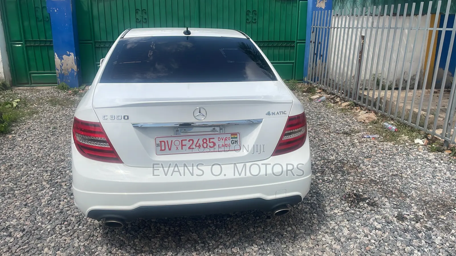 Mercedes-Benz C300 Sport 4Matic Sedan AWD (3.5L 6cyl 7A) 2014 White