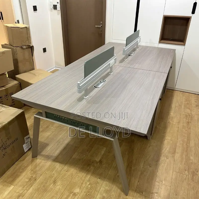 4 Seater Office Station