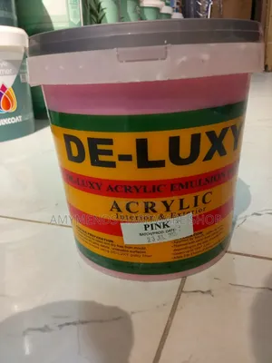 De- Luxy Acrylic Emulsion Paint