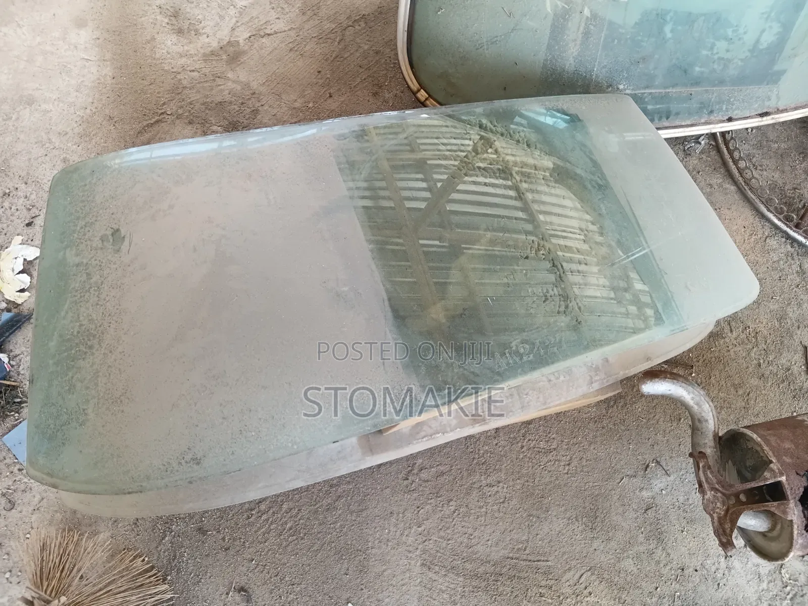 76 Mercedes-Benz S Class 108 Windscreens