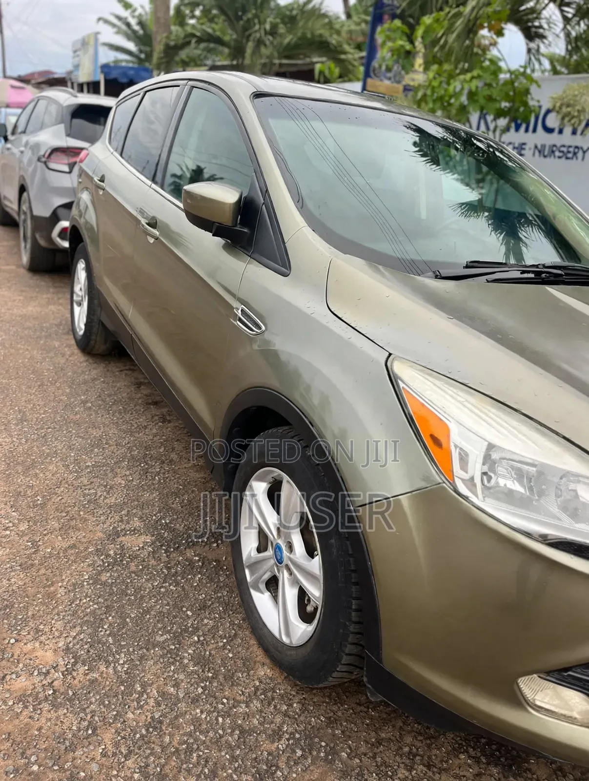 Ford Escape 2016 Gold