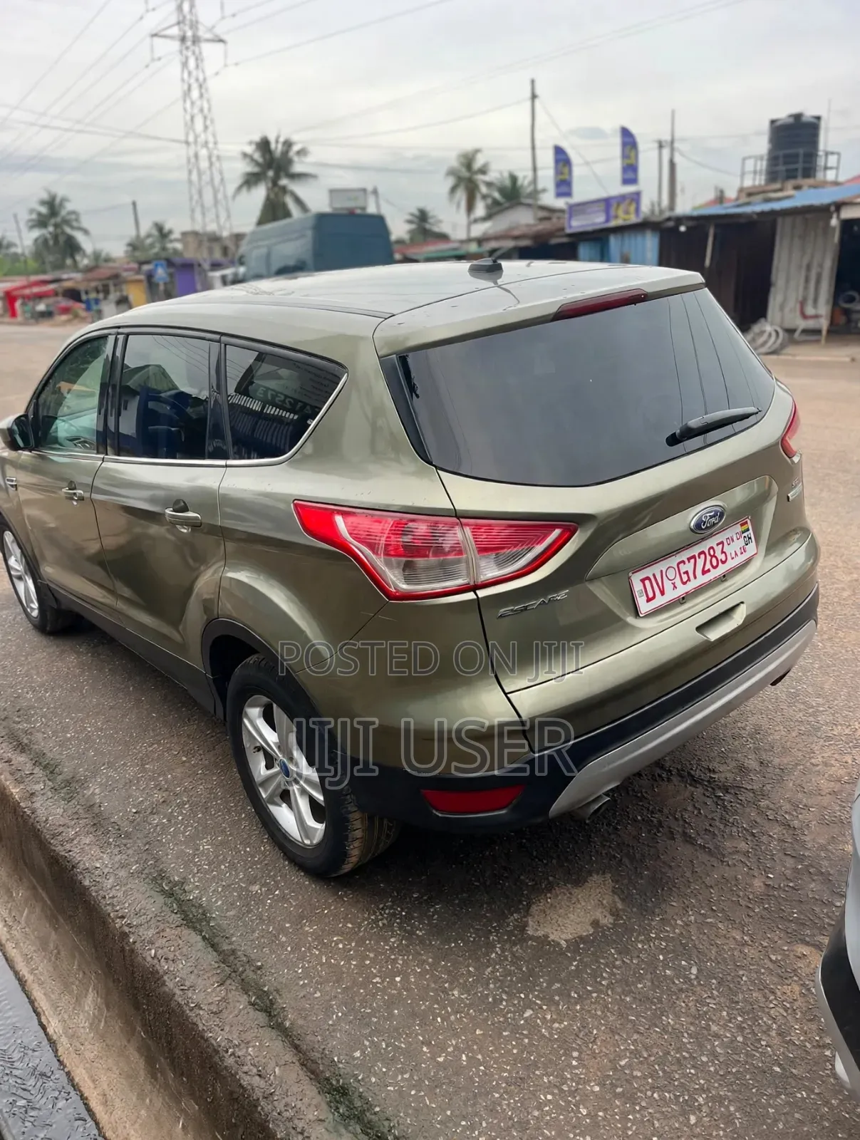 Ford Escape 2016 Gold