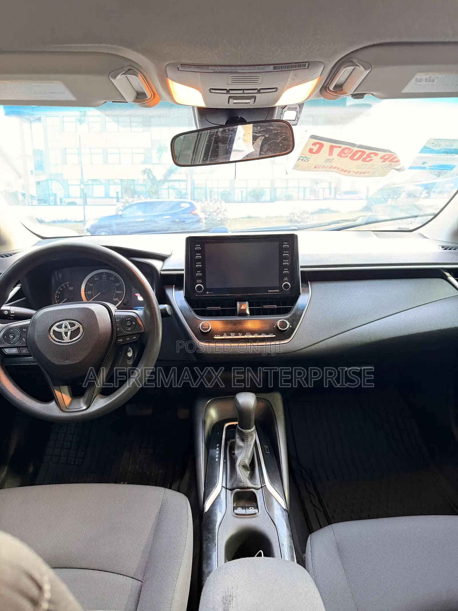 Toyota Corolla LE 2021 Gray