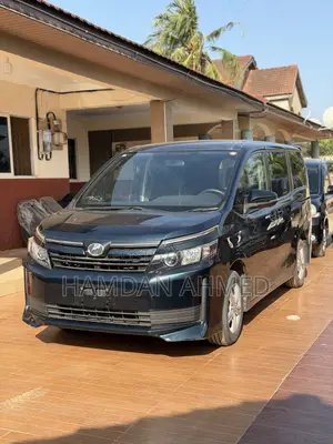 Toyota Voxy 2015 Blue