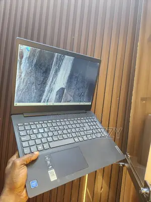 Laptop Lenovo 4GB Intel Celeron HDD 1T