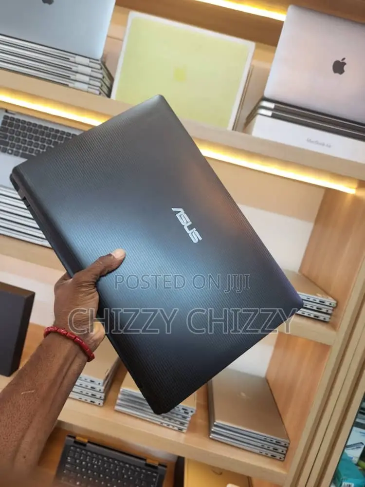 Laptop Asus K53U 4GB AMD HDD 160GB