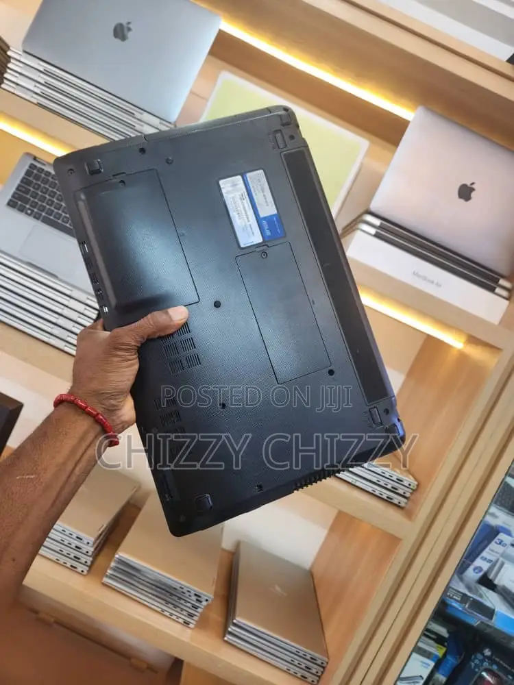 Laptop Asus K53U 4GB AMD HDD 160GB