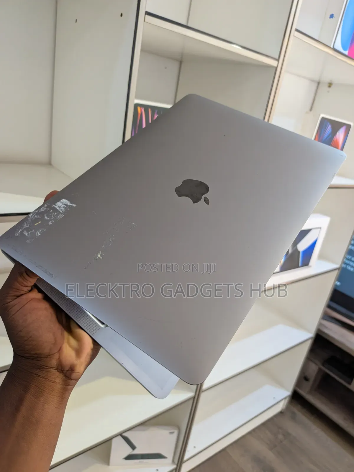 Laptop Apple MacBook Pro 2020 8GB Intel Core i5 SSD 256GB