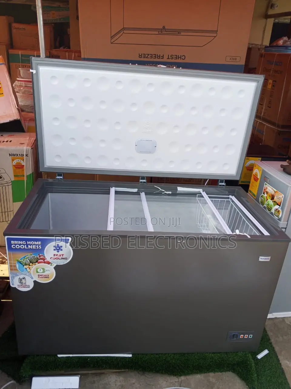 Nasco Durable Chest Freezer 392 Liters