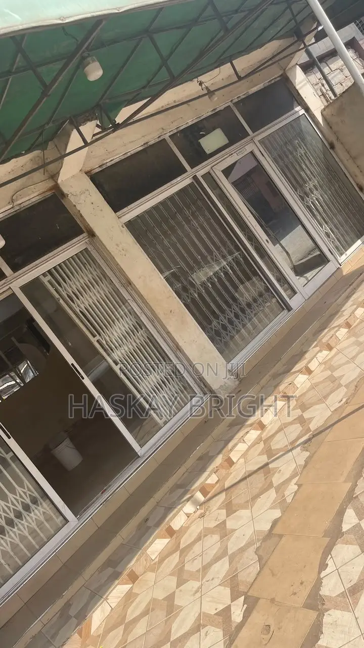 Roadside Double Shop for Rent at LAPAZ New Market