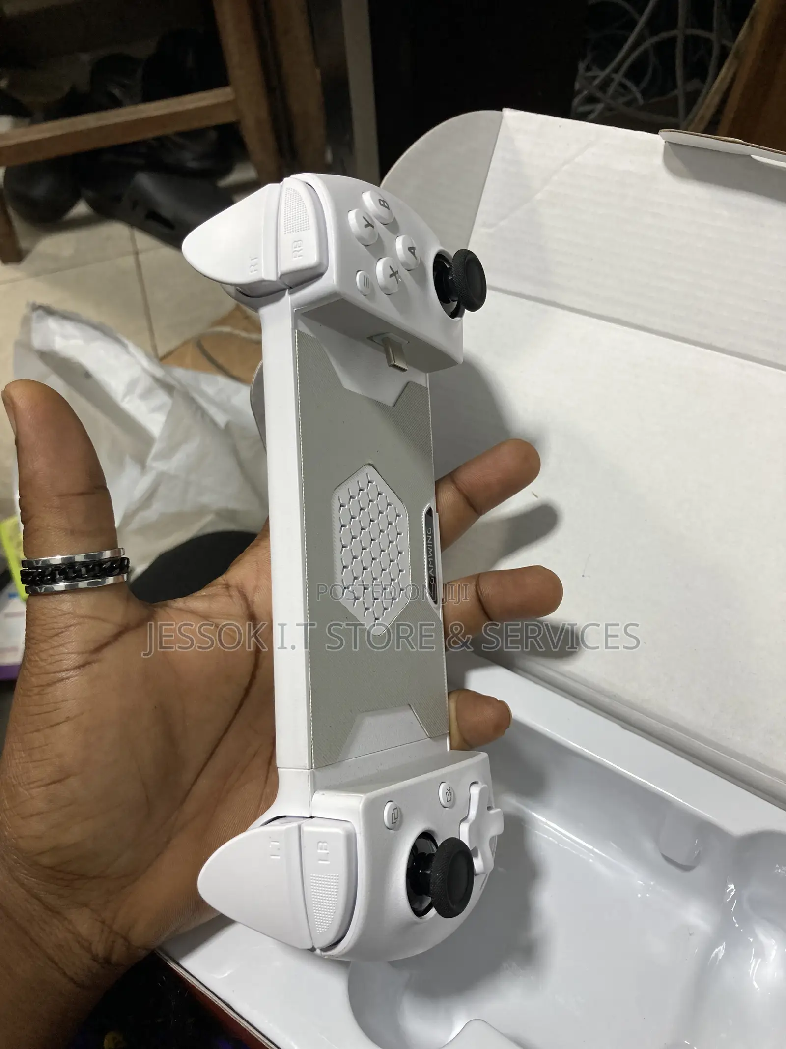 Type C Game Controller for Android iPhone and Computer AB01