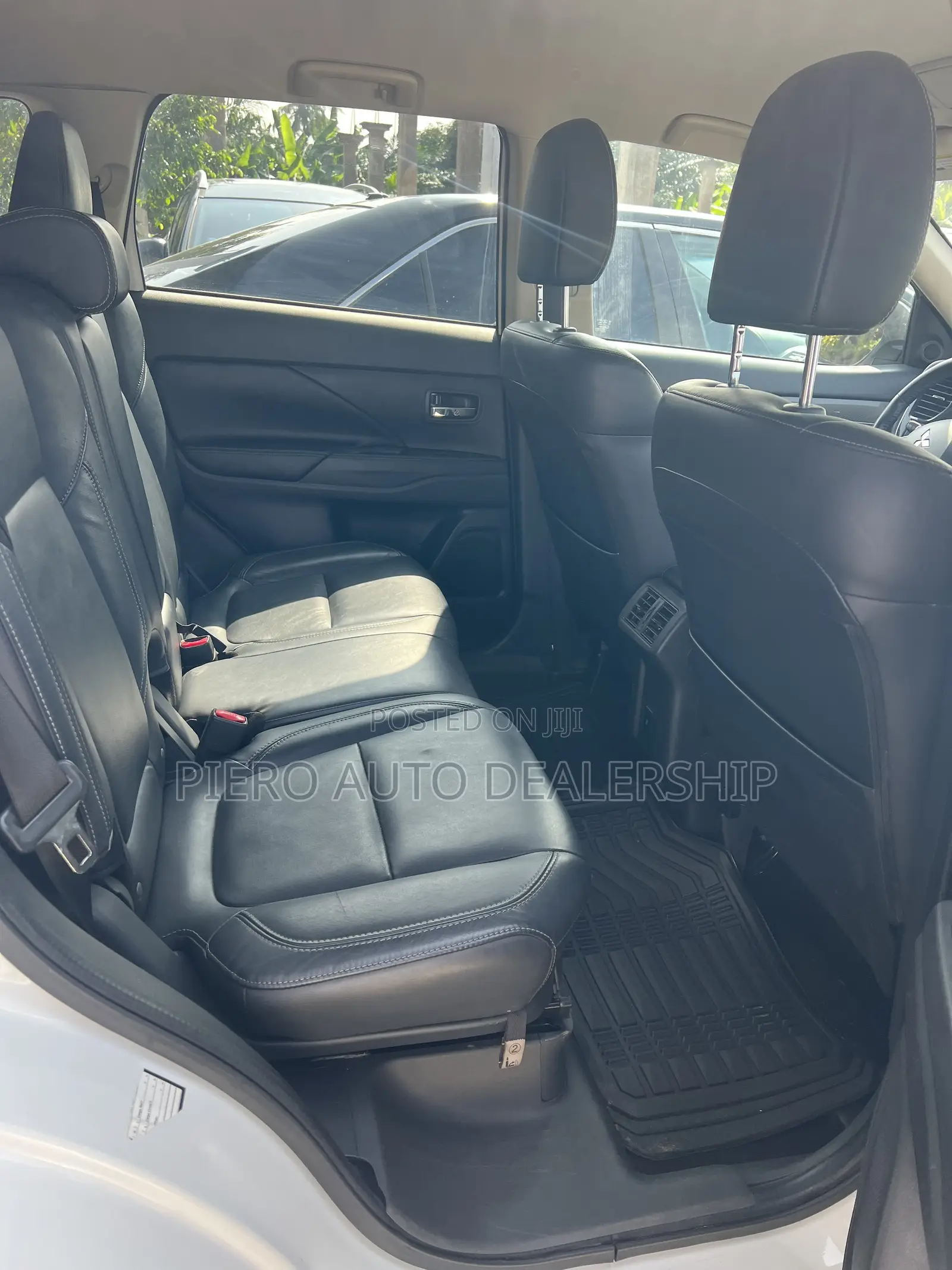 Mitsubishi Outlander 2020 White