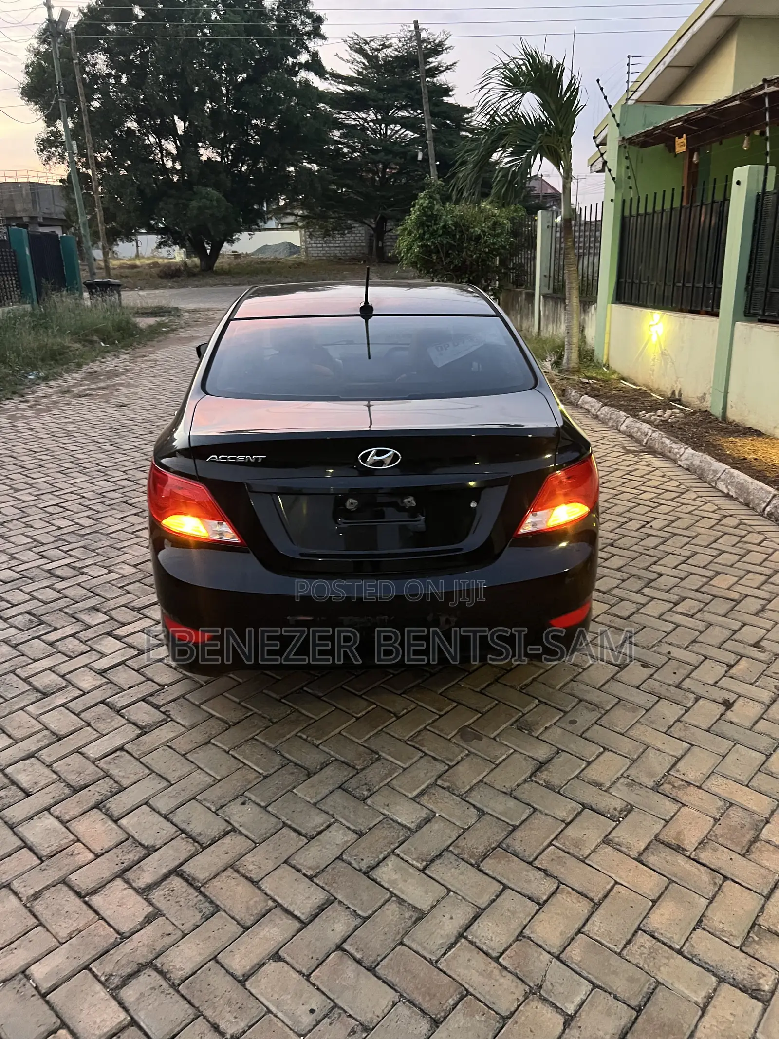 Hyundai Accent 2017 Black
