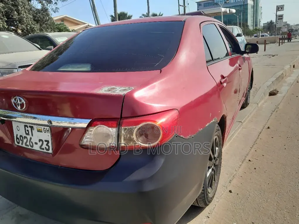 Toyota Corolla LE 4dr Sedan (1.8L 4cyl 4A) 2012 Red
