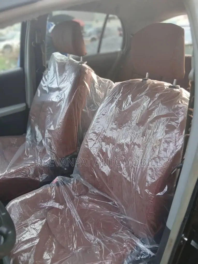 Toyota Vitz 2010 Black