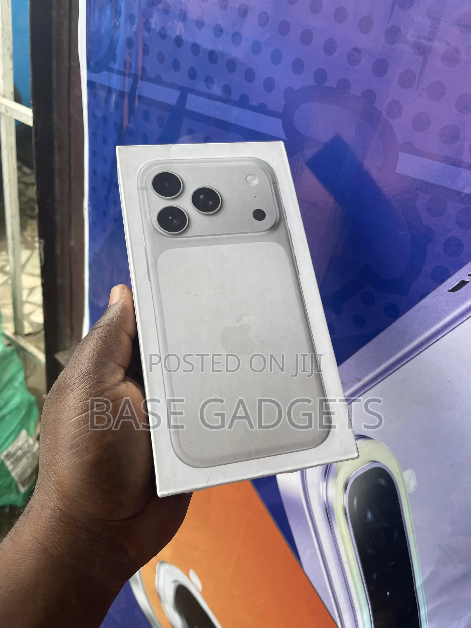 New Apple iPhone 17 Pro Max 1 TB Silver