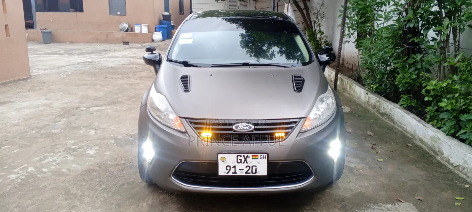 Ford Fiesta SE Sedan 2012 Gray