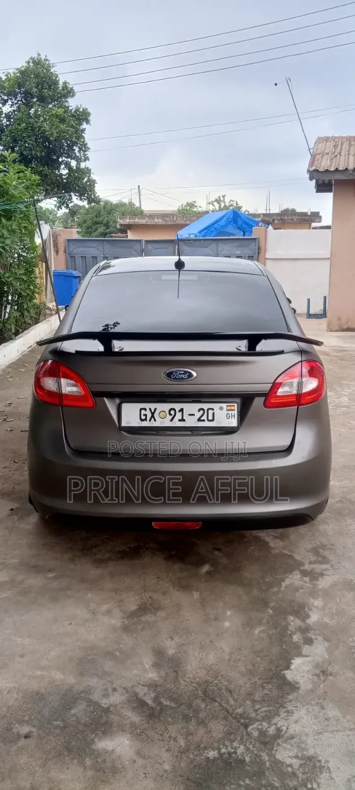 Ford Fiesta SE Sedan 2012 Gray