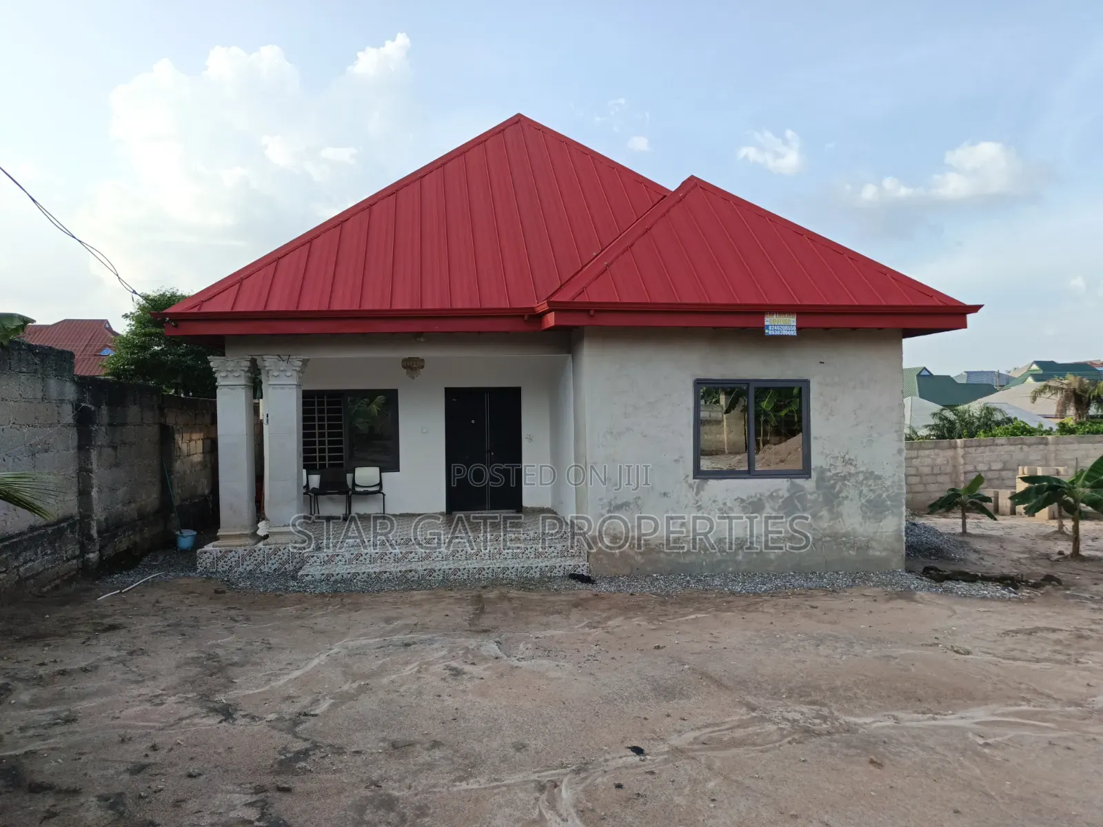 2bdrm House in Tikrom, Adako Jarchi, Kumasi Metropolitan for sale