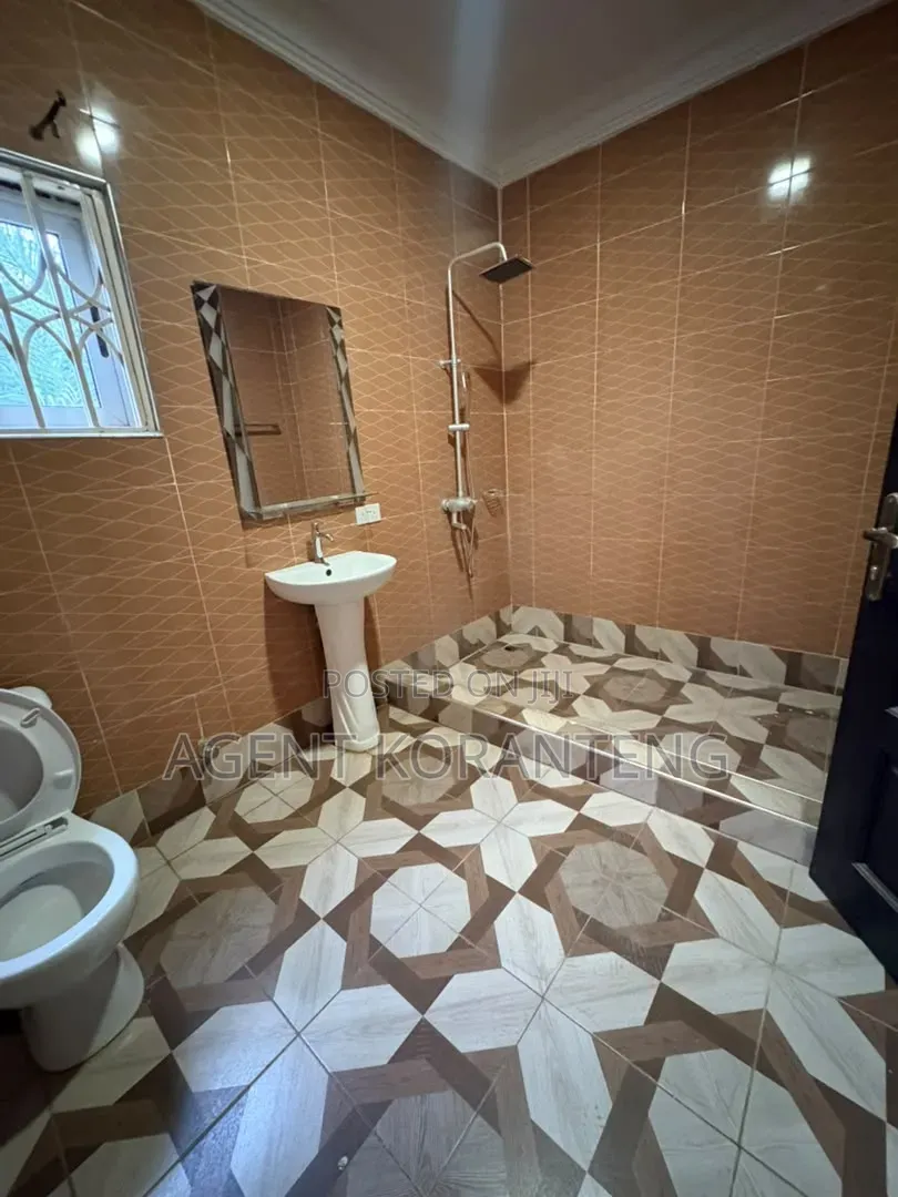 Furnished 2bdrm Apartment in Oyarifa Mall Area for rent