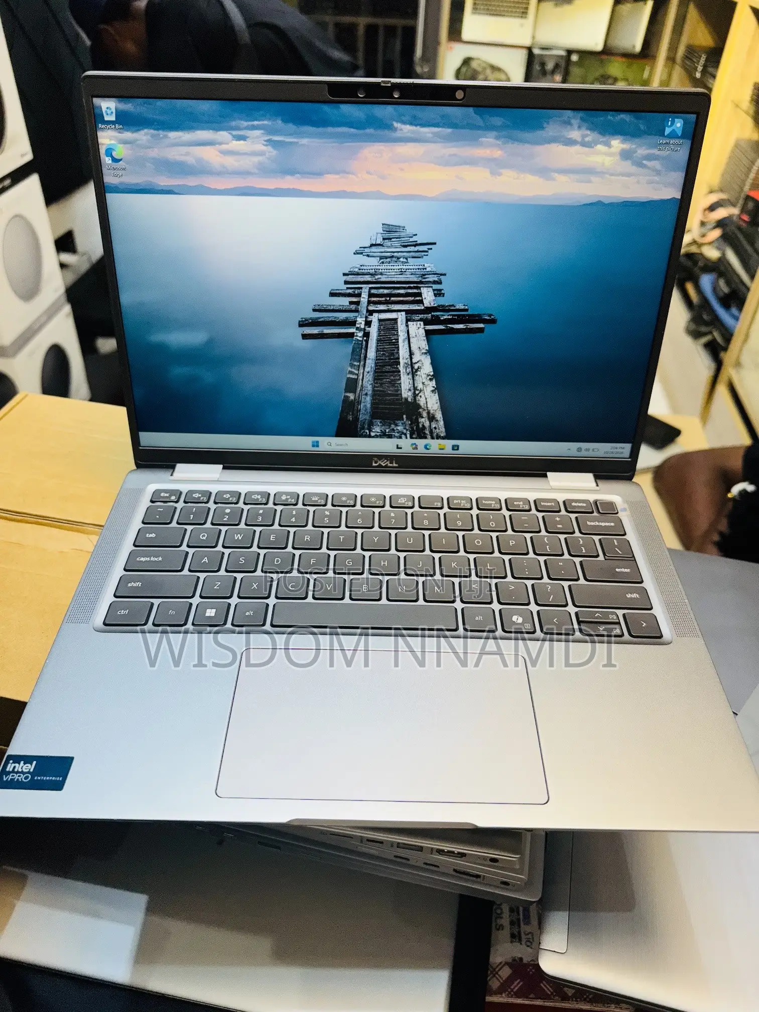 Laptop Dell Latitude 7450 32GB Intel Core Ultra 7 SSD 512GB