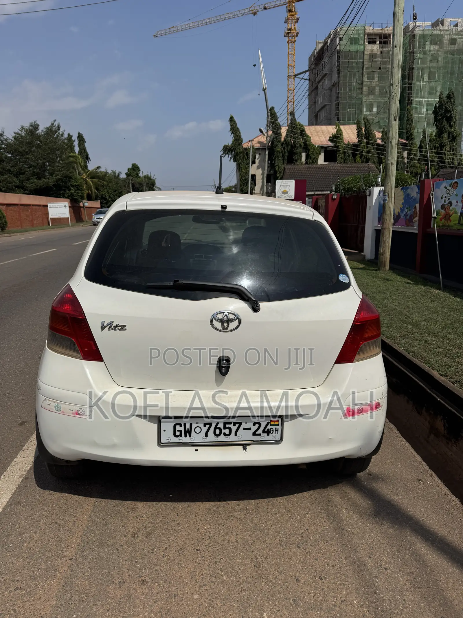 Toyota Vitz 1.3 AWD 3dr 2010 White