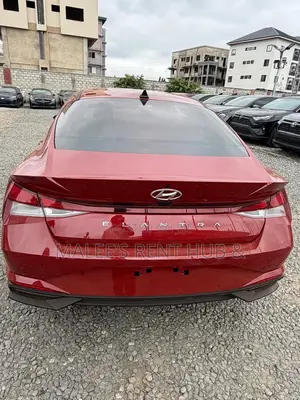 Hyundai Elantra SEL 2022 Burgundy