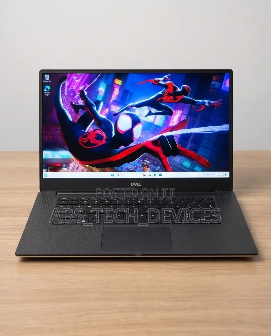 Laptop Dell Precision 15 5540 16GB Intel Core i7 SSD 512GB