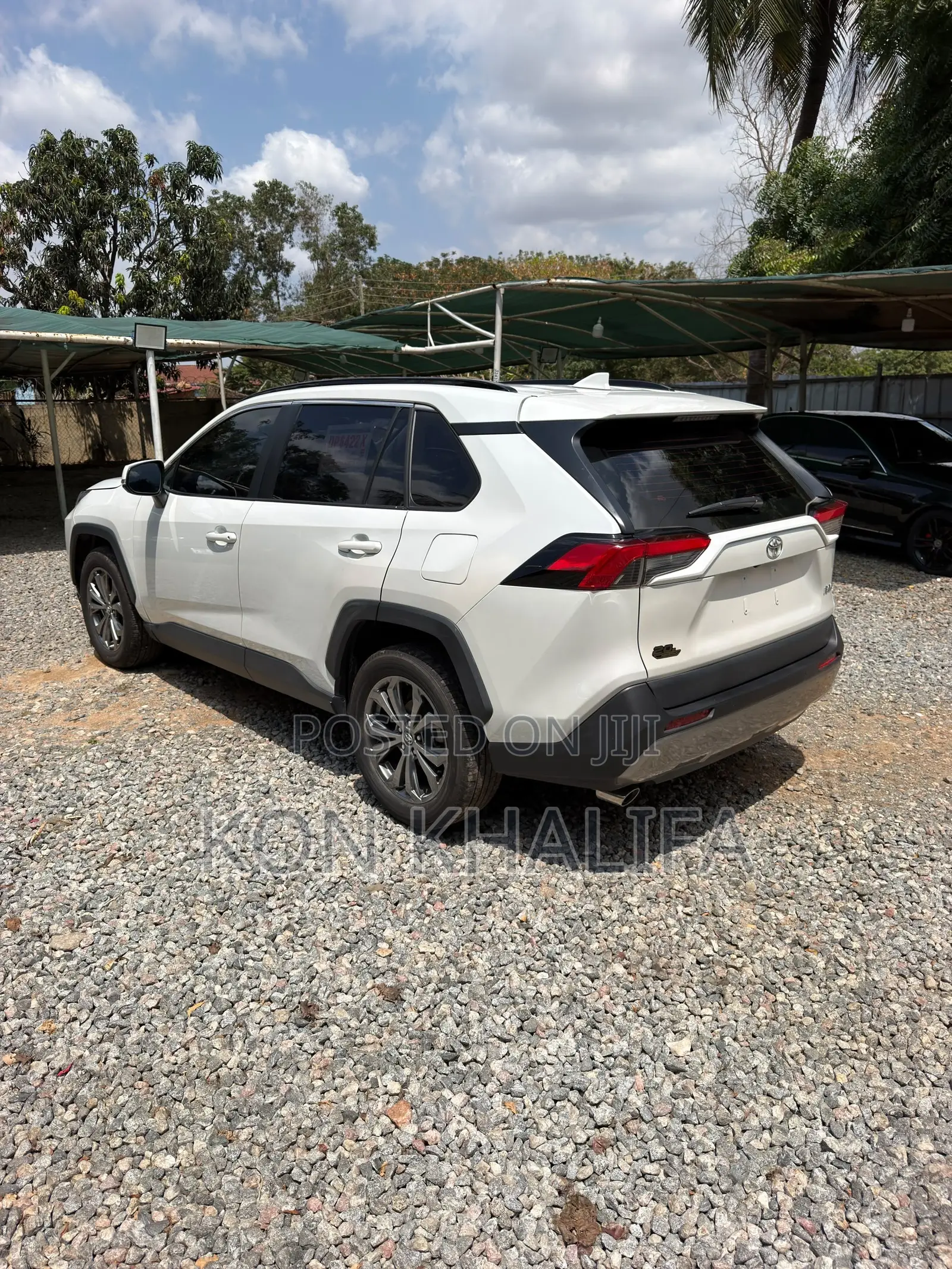 Toyota RAV4 XLE AWD 2023 White