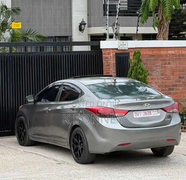 Hyundai Elantra 2013 Gray