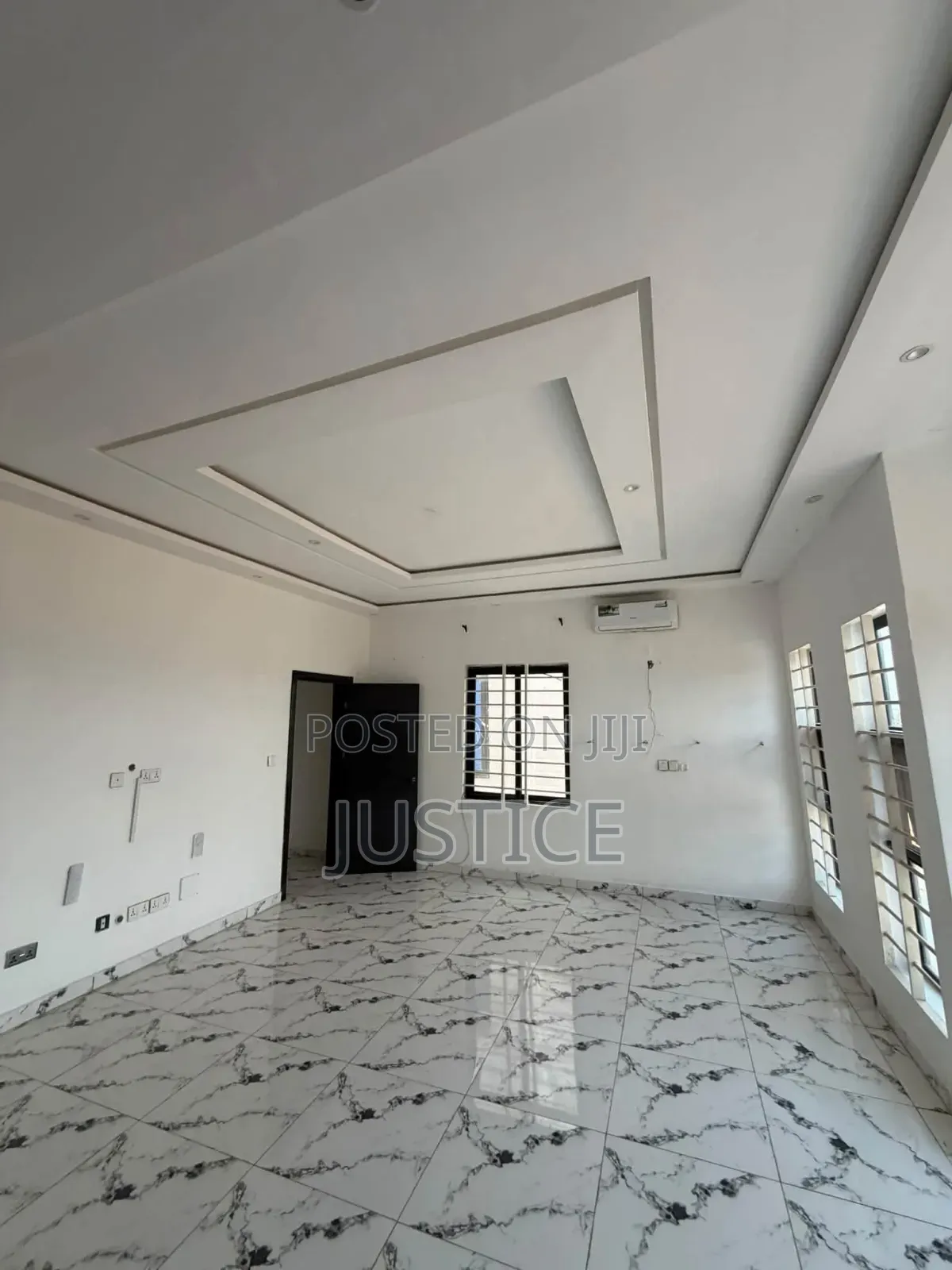 2bdrm House in Ashaley Botwe, School Junction for rent