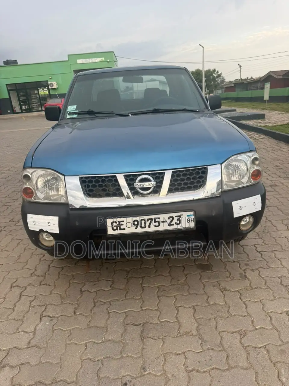Nissan Hardbody 2009 Blue