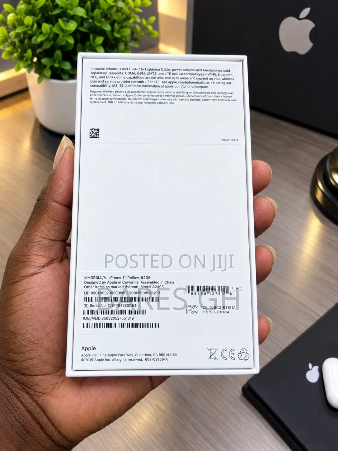 New Apple iPhone 11 64 GB Yellow