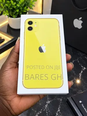 New Apple iPhone 11 64 GB Yellow